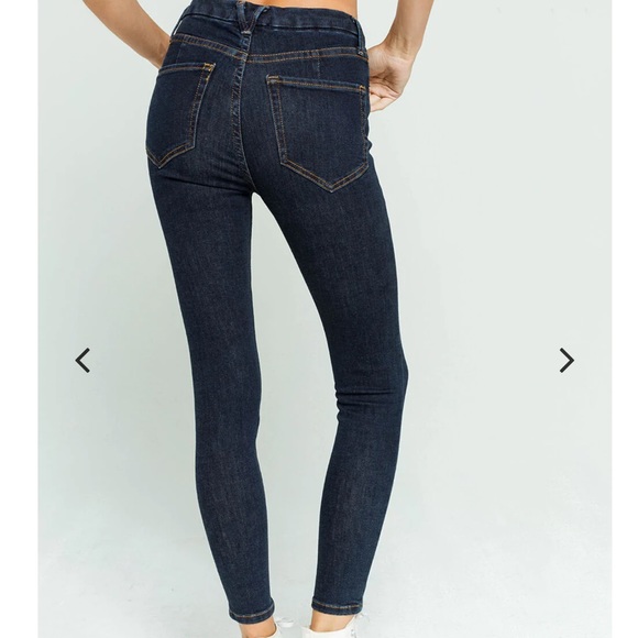 Free People Montana Dark Wash Skinny Jeans Size 24 NWOT. - Picture 4 of 10